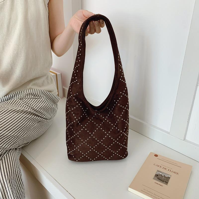 

Maillard style tote bag women s new retro suede fashion versatile commuter underarm shoulder bag кавовий
