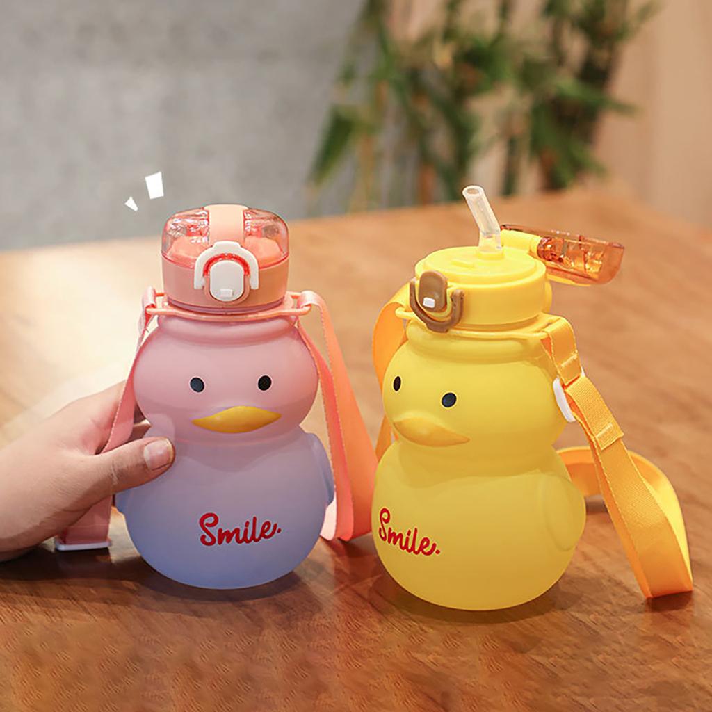 1PC Cute Water Bottle for Girls with Straw 650ml Portable Kawaii Duck Kettle Summer Large Capacity Plastic Drinking Cup