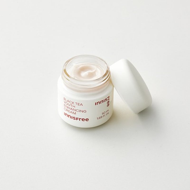 Innisfree Black Tea Youth Enhancing Cream 50mL