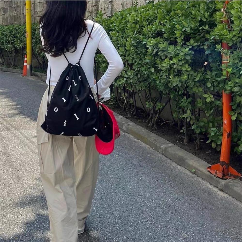 Новый рюкзак-сумка на лямках с принтом в виде букв для женщин, повседневный и легкий, универсальный маленький рюкзак для женщин