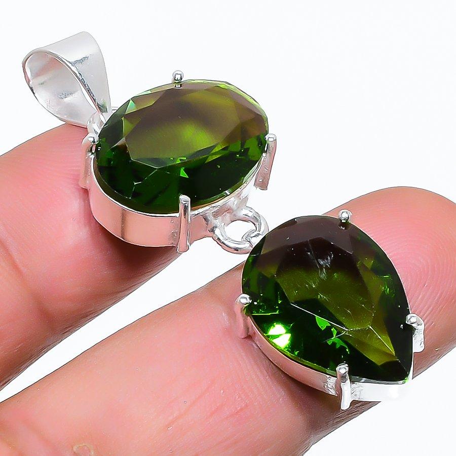 

Peridot Gemstone Handmade Ethnic Jewelry Pendant 1.77 VM-259