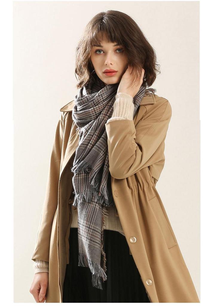 Inner Mongolia Houndstooth Wool Shawl: Dual-Use Long Tassel Scarf for Women - Autumn/Winter Collection.