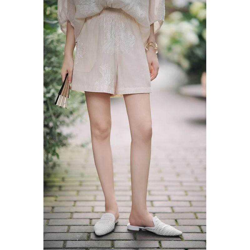 

Костюм в национальном стиле ручной работы Daxi, юбка с высокой талией, вышивка Beige shorts(Single piece) M