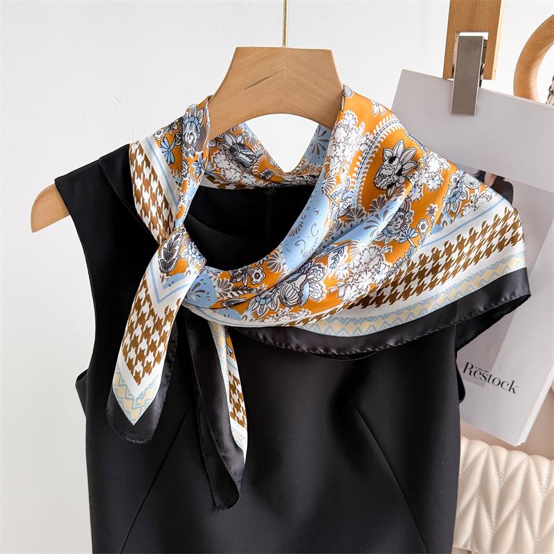 Luxury Neck Head Scarfs Imitation Silk Square Scarf  Women‘s Print Neckerchief Bandanas Foulard Hairbands Shawls Wraps
