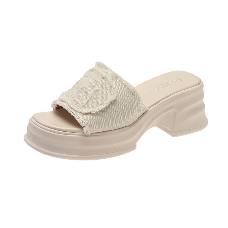 Xiaoxiangfeng One-word Cool Slippers Women's Summer Wear 2025 New Waterproof Table Heightened Thick-soled High-heeled Sandals Slippers