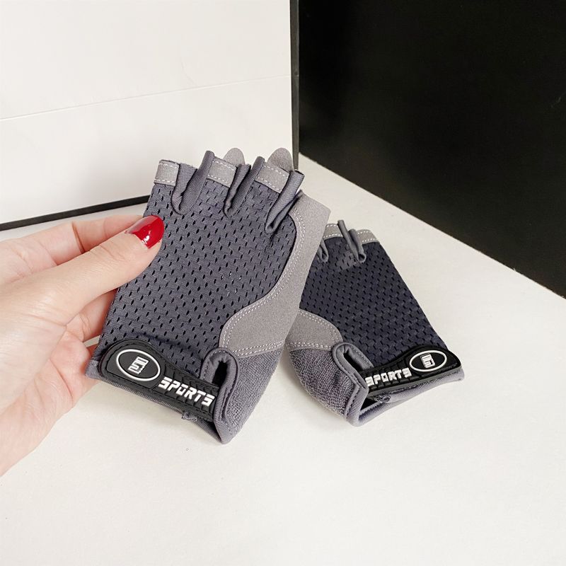 

Kids Cycling Gloves for Boys and Girls Outdoor Sports Roller Skating Horizontal Bar Anti-Cocoon Thick Non-Slip Wear-Resistant Breathable Thin Grey M