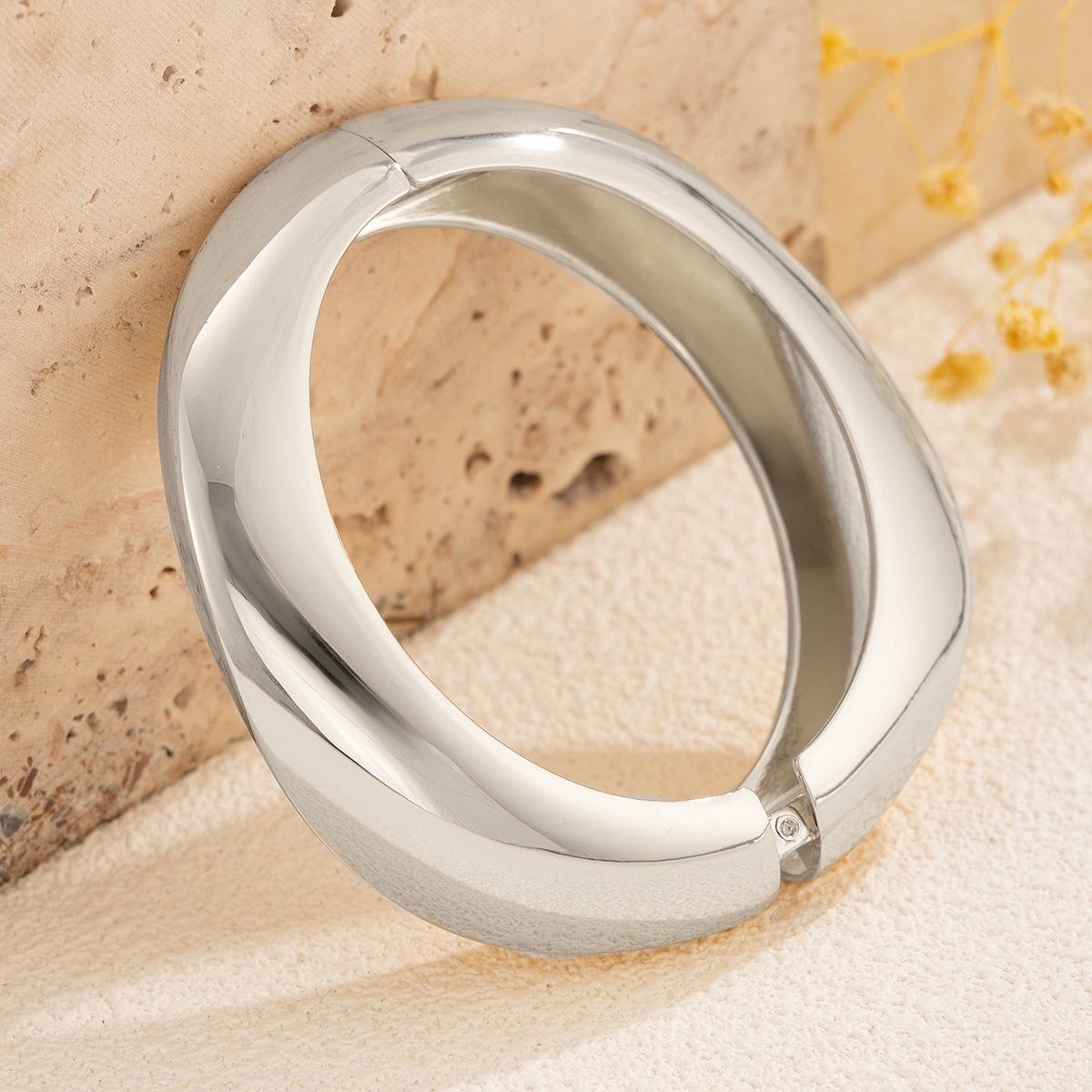 

Модный европейский и американский холодный стиль глянцевый открытый браслет-обнимашка для женщин