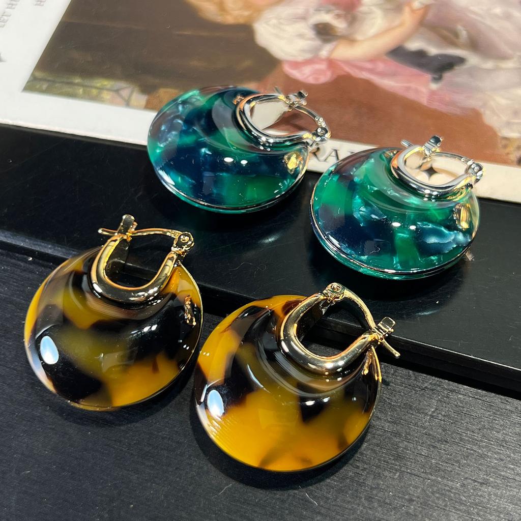 Round Resin Leopard Print Earrings Vintage Maillard Temperament Simple Design Versatile Earrings