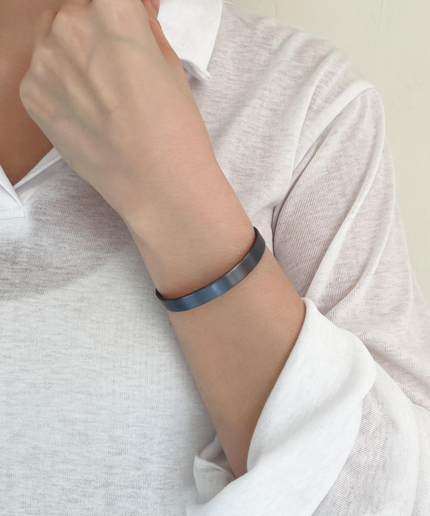 Sabona London F-Sgr Nano-Ceramic Smoky Gray Copper Bangle