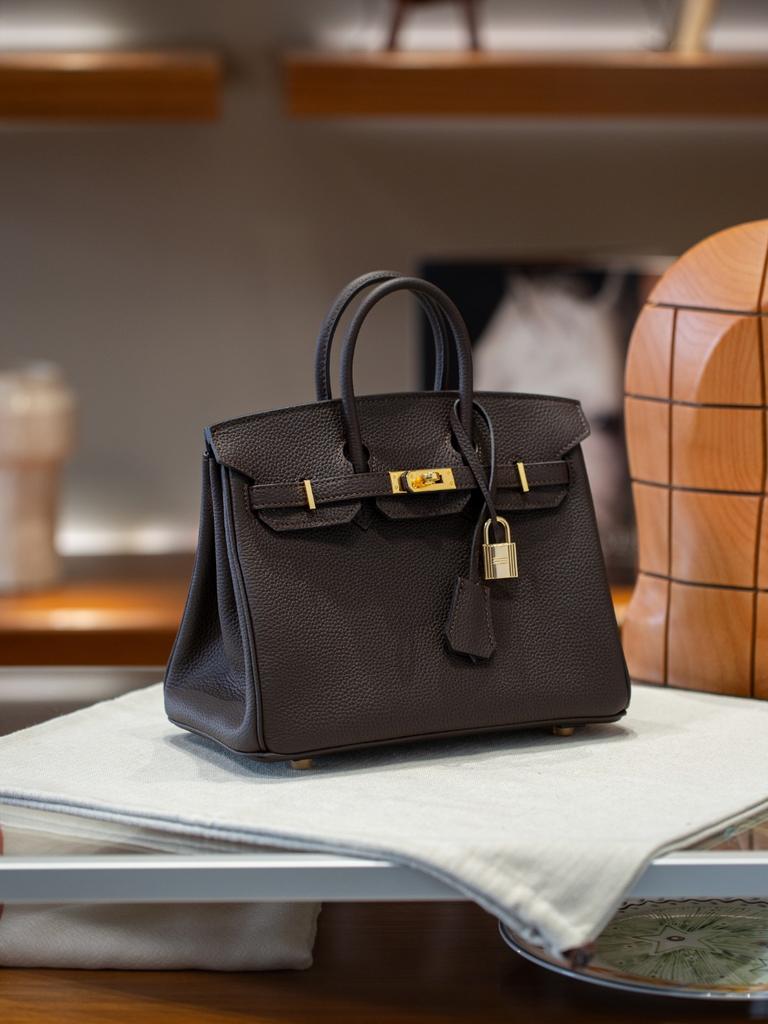 25 Hardware Bag Hot Top Layer Cowhide Womens Bag Large Capacity Versatile Handbag Single Leather Strap