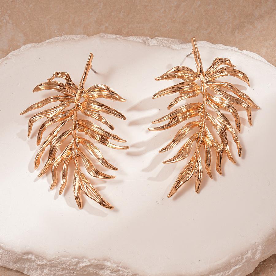 Europe and America Style Metal Large Leaf Drop Earrings for Women Vintage Texture Gold Silver Color Stud Earring Holiday Jewelry