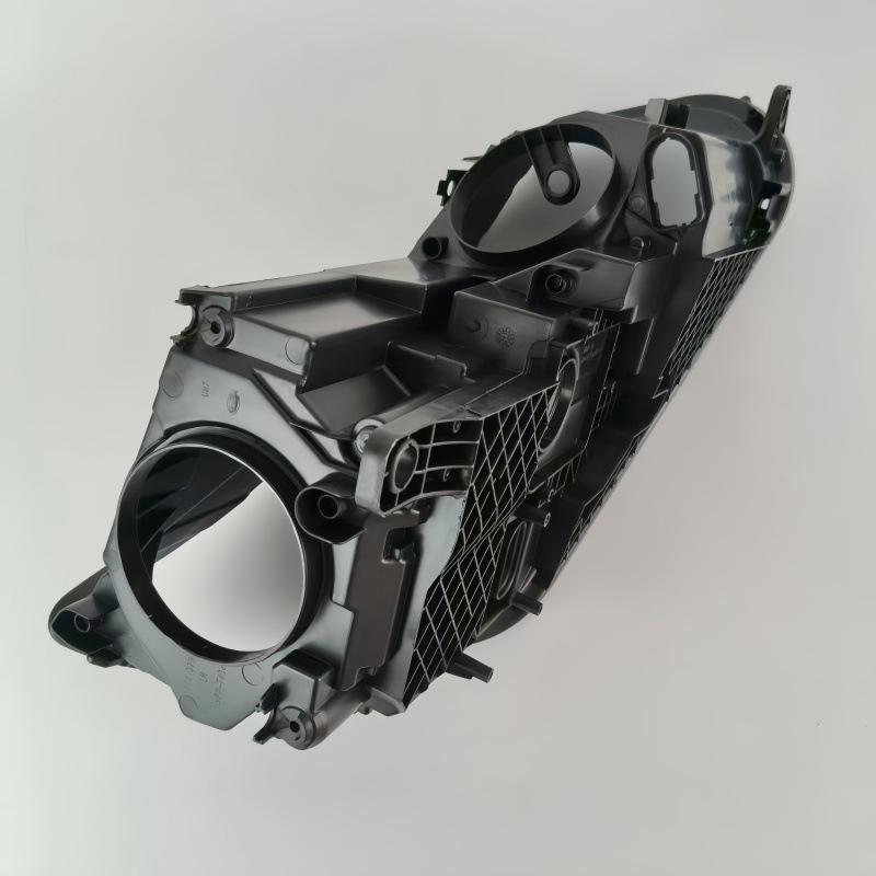 Volkswagen Tiguan 2013-2014 Headlight Housing for Medium/High Trim Levels