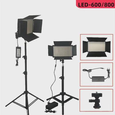 Přenosné LED výplňové světlo 600/800 pro studio, fotografování, videa influencerů a beauty focení.