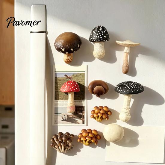 Mushroom Fridge Magnets 3D Refrigerator Magnet, Resin Fake Decorative Small Memo Holders Photo Notes Holder for Whiteboard Cabinet Kitchen Magnetic