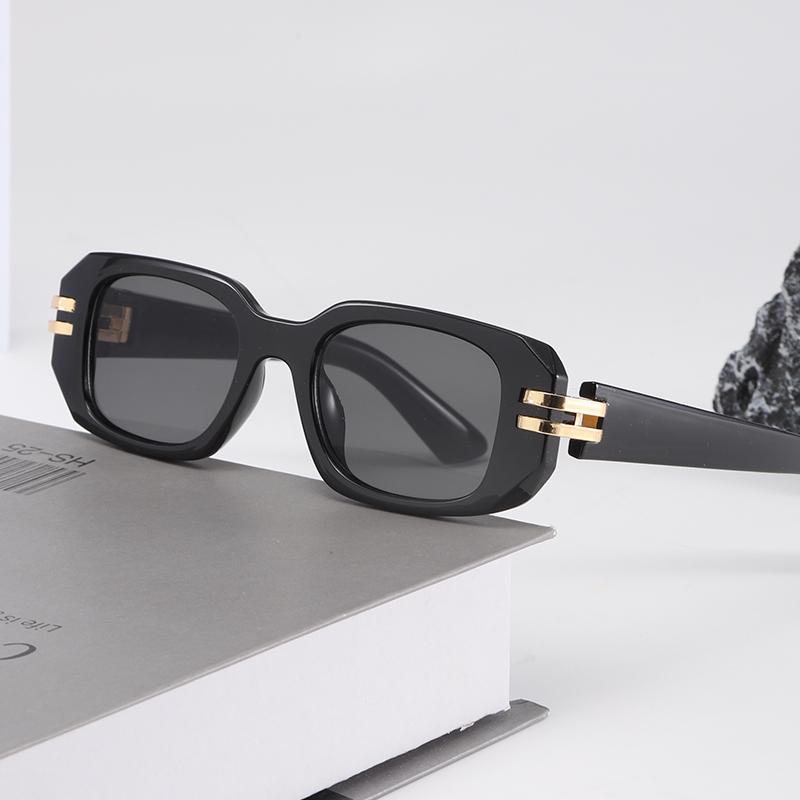 Vintage Fashion Square Sunglasses Women Men Gradient Simple Brand Designer Sun Glasses Travel Shade Lady Man Glasses UV400