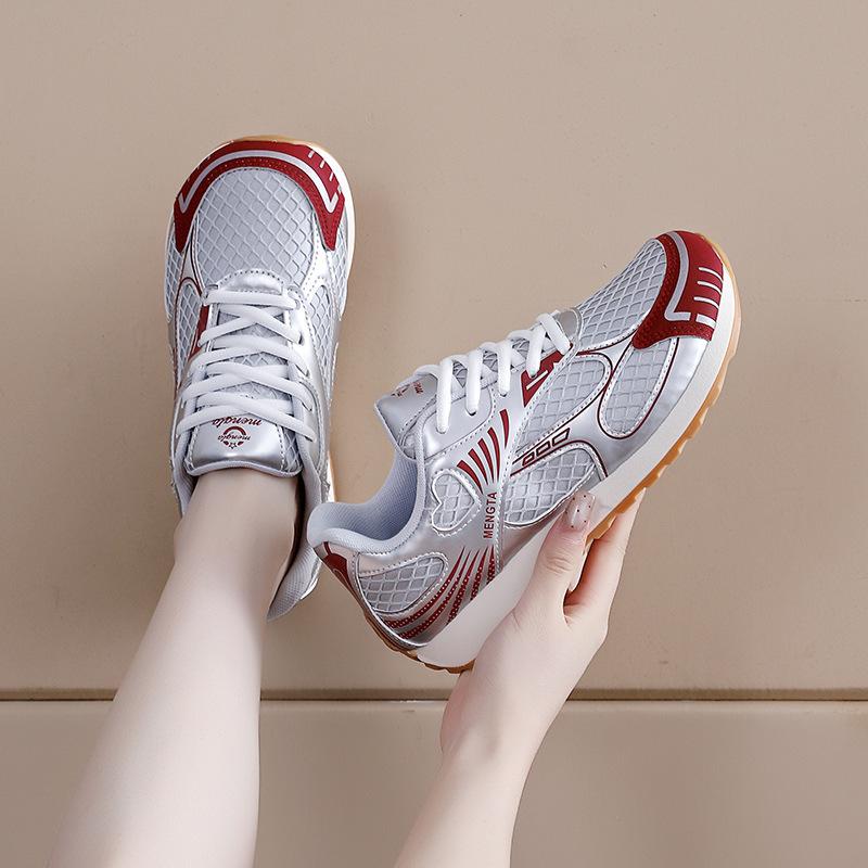 New lightweight sports shoes women's super fire 2025 new versatile casual platform Forrest Gump mesh dad shoes GT8008