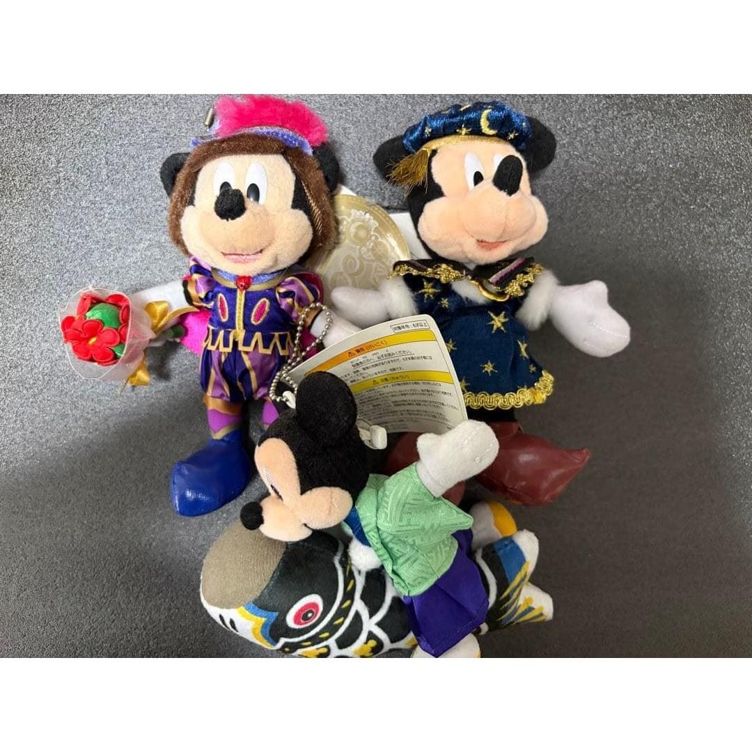 Disney 17th Anniversary 18th Mickey Plush Badge