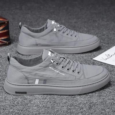Ademende Canvas Werk Schoenen voor Mannen Nieuw Lente Seizoen Platte Schoenen Eén Stap Makkelijk Aan Te Trekken IJs Zijde Zomer Schoenen