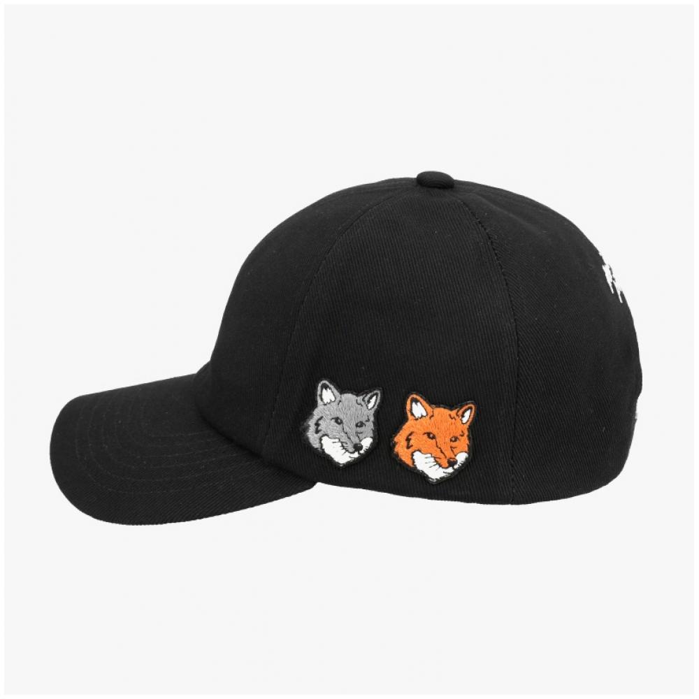 Maison Kitsune Double Fox Head Patch Cap Om611cfww0096