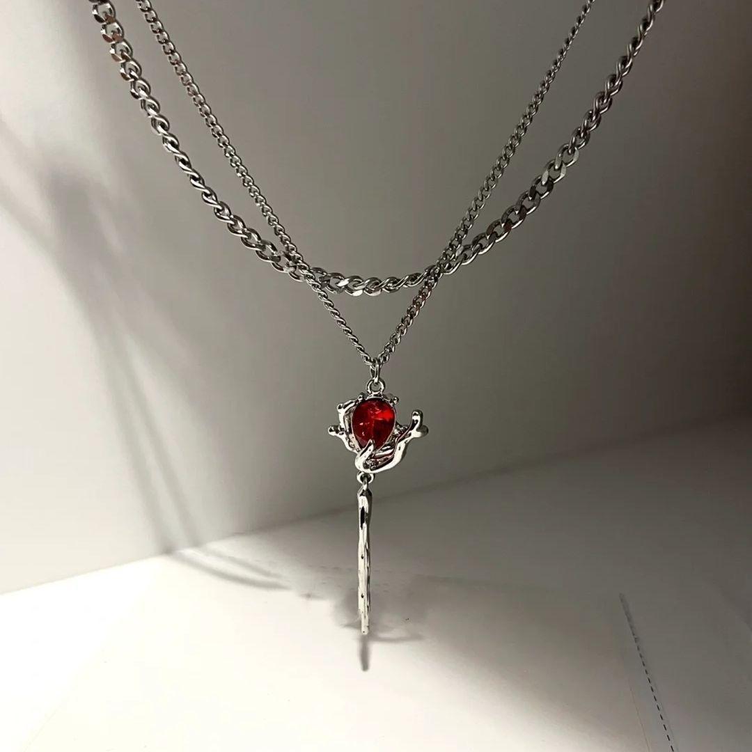 

Rose necklace for women, niche temperament, high-end sense, sweet and cool, dark and trendy models for girls