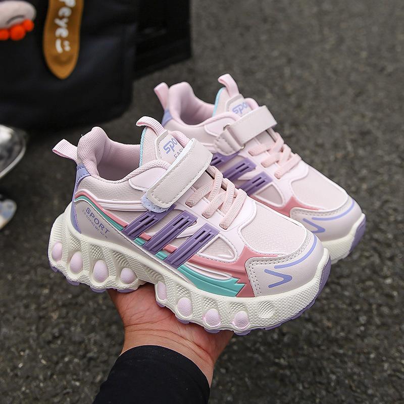 Boys' sports shoes 2025 spring and autumn new children's running shoes non-slip breathable soft sole lightweight girls' dad shoes tide