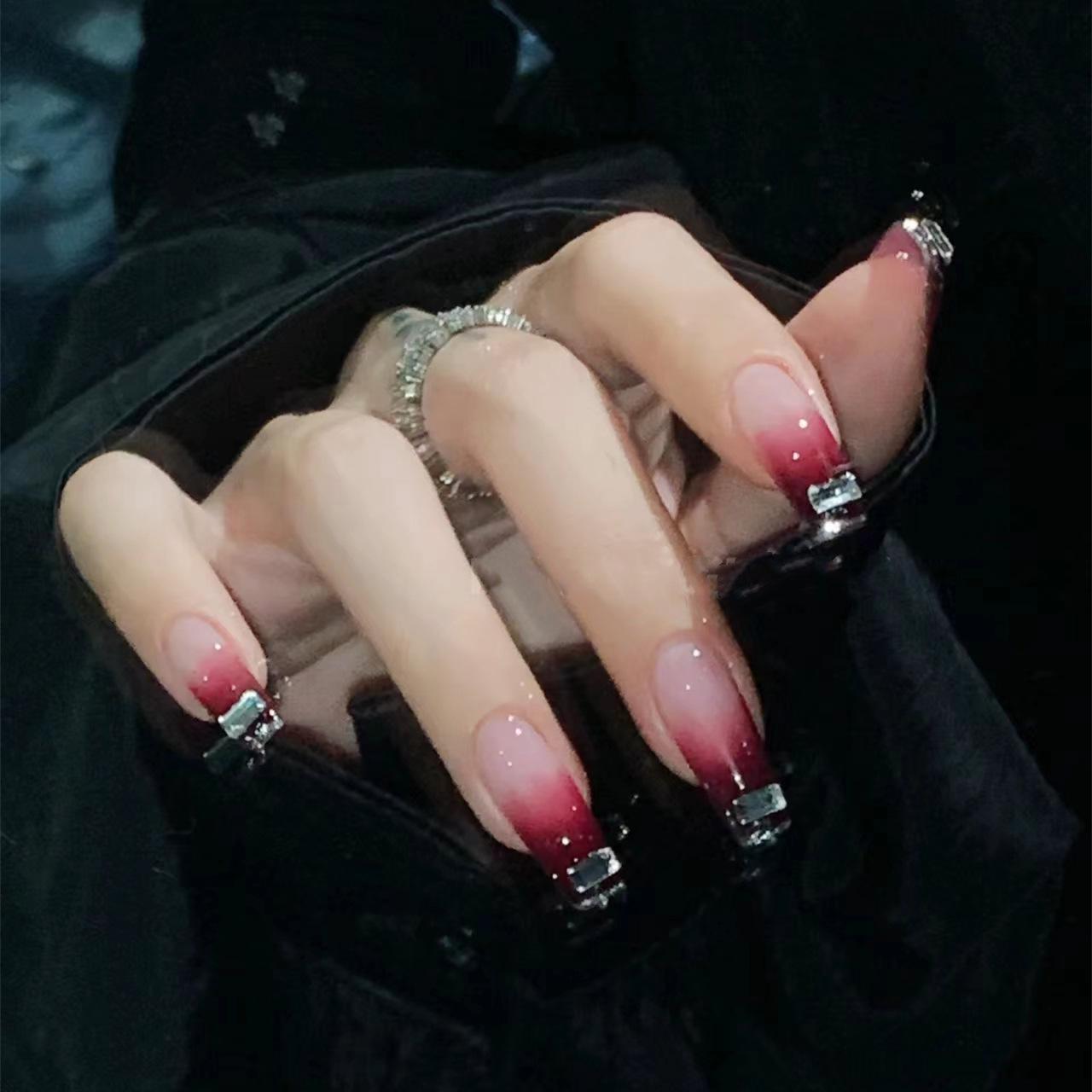 

B443 Dark Blood Rose Sparkly Gradient Long Wearable Nails