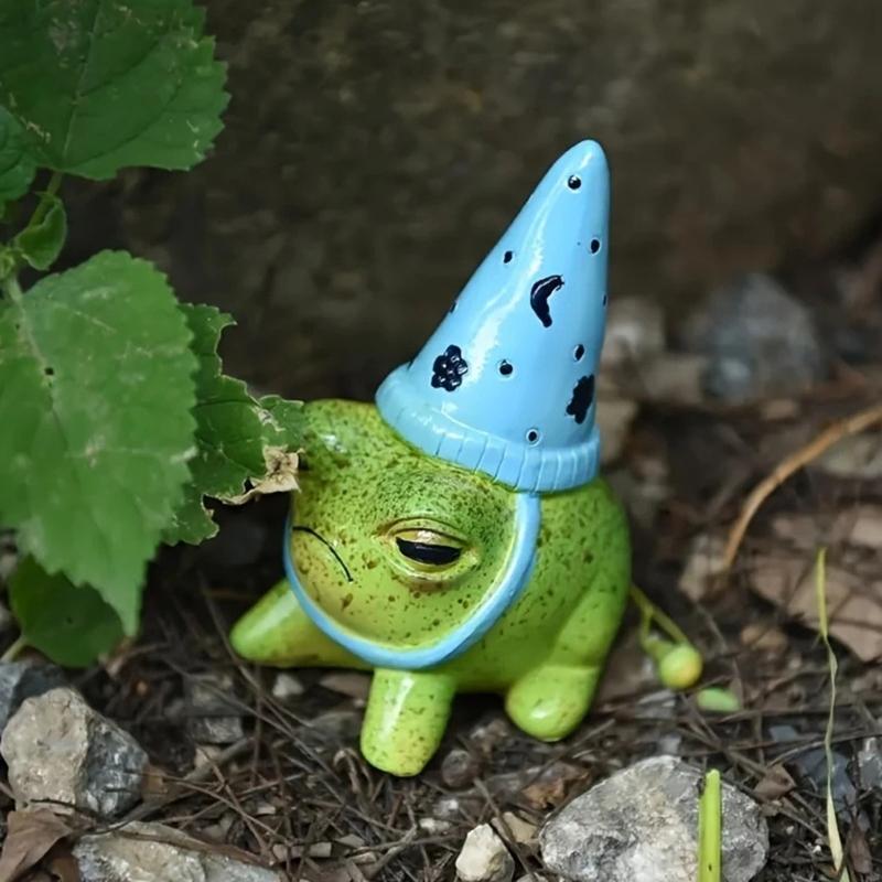 652F Charm Frogs Figurine with Party Hat Unique Resin Art Statue Scuplture For Gifting