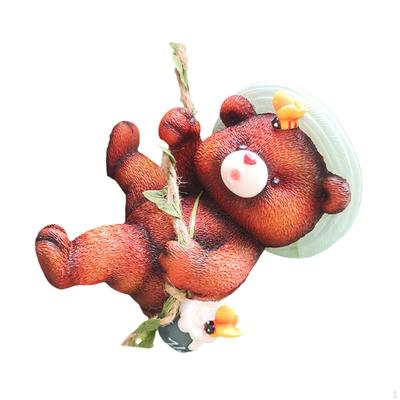 Urocza rzeźba wspinającego się misia do dekoracji zewnętrznej i wewnętrznej