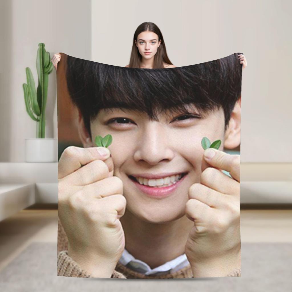 Cha Eun-woo Blankets  Warm Street Trend Plush Throw Blanket For Bedroom Picnic Flannel Bedspread Bed Cover