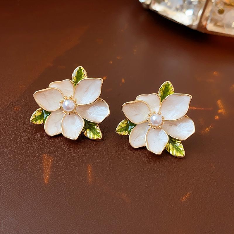 Vintage Court-Style High-End Retro Earrings for Women
