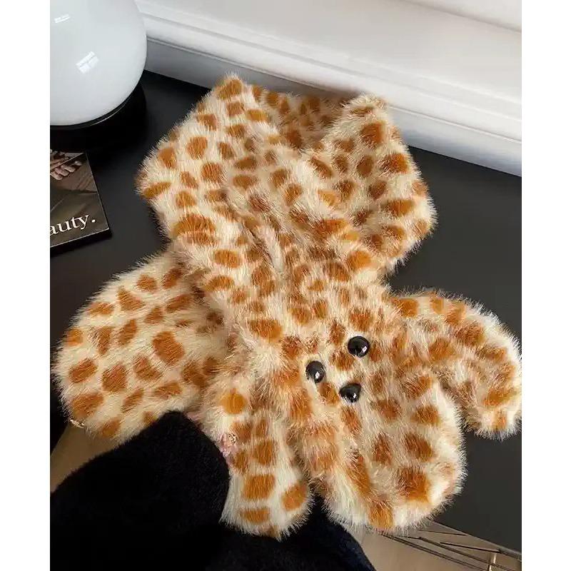 

Korean New Scarf Hat Two Piece Set Cute Cartoon Leopard Plush Fisherman Hat Warm and Cold-proof Scarf