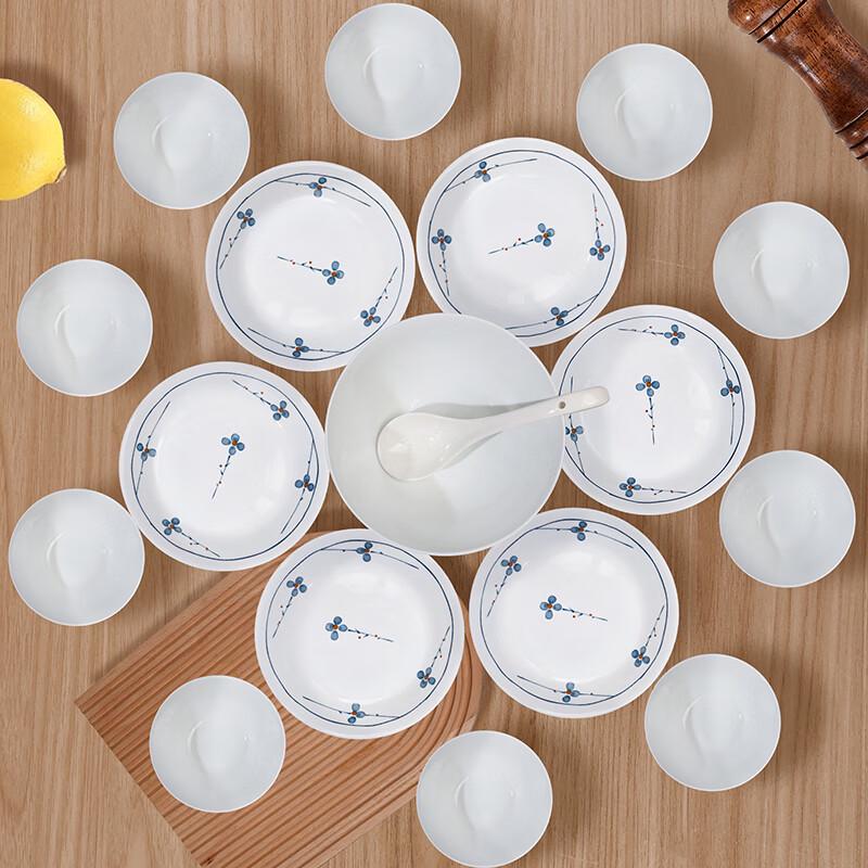 Mengyuan Plum Blossom 18-Piece Ceramic Dinnerware Set