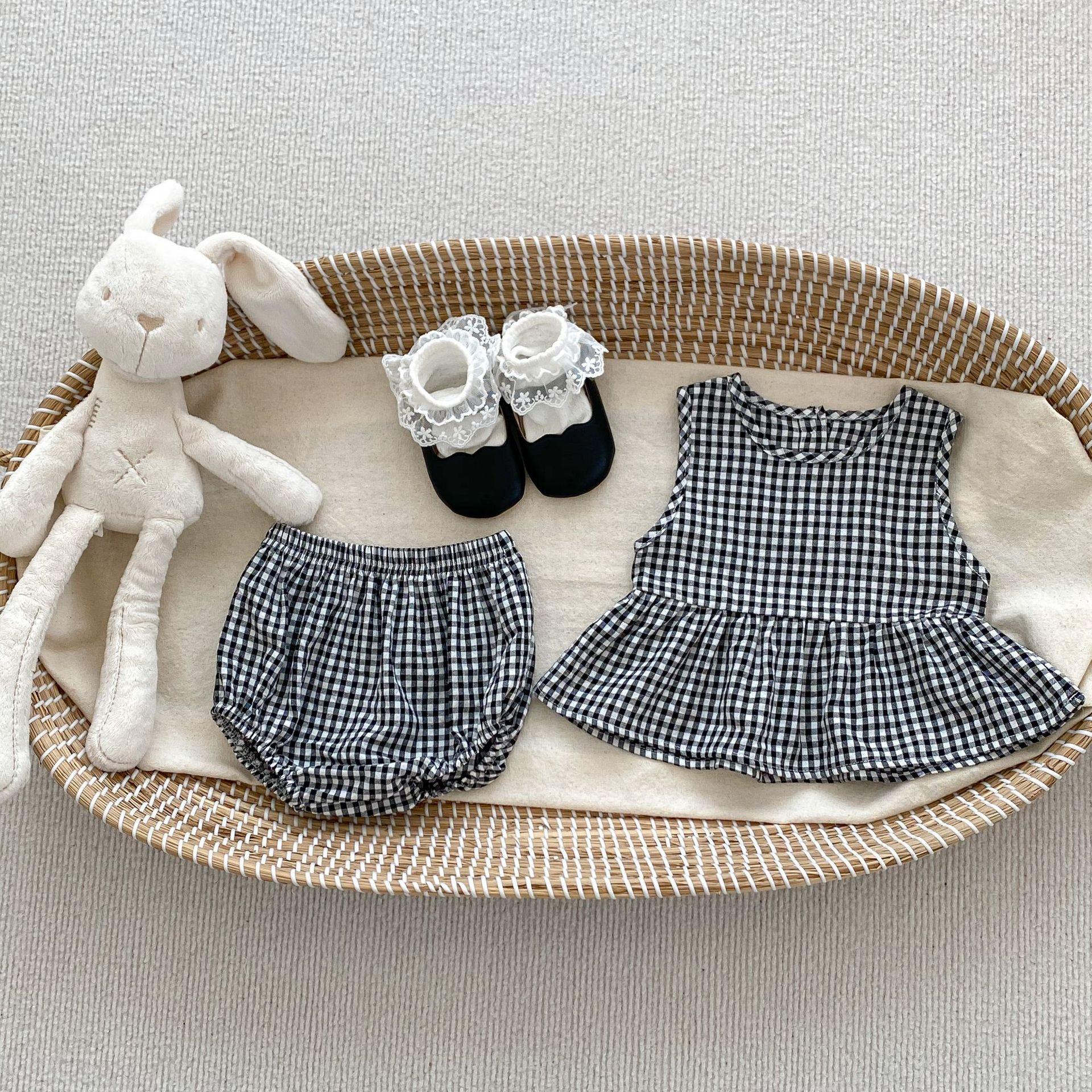 Baby Girl Summer Sleeveless Embroidered Plaid Top and Loose Shorts Set 66