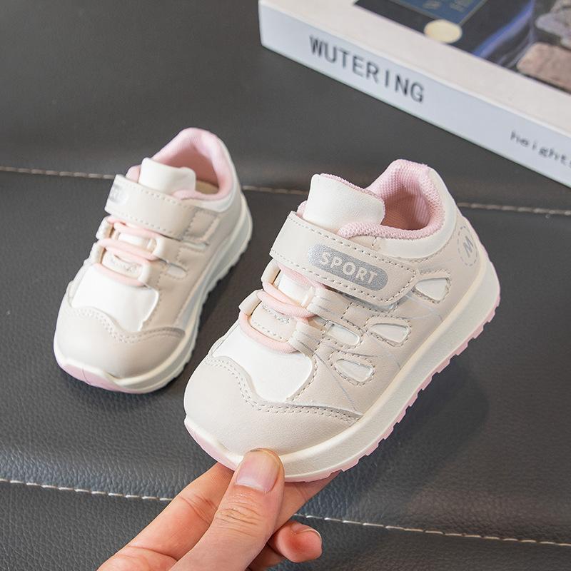 

Children s shoes spring new model for girls, soft-soled baby shoes, fashionable leather non-slip comfortable toddler shoes for kindergarten 26-29One Hand4Double рожевий