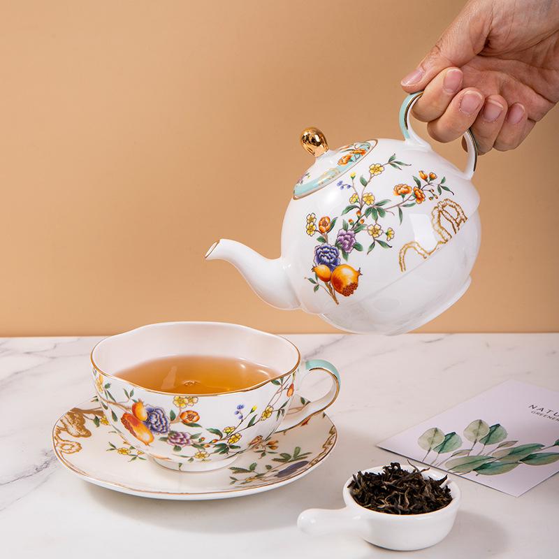 Creative Ceramic Tea Set Large Capacity English Afternoon Tea Coffee Pot Bone China Tea Cup and Saucers for Home Office