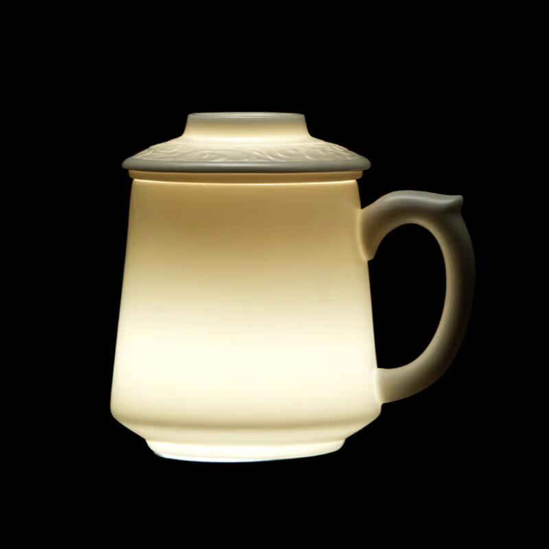 Nanshan Series Elegant White Porcelain Tea Cup with Infuser