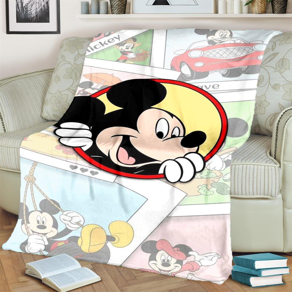 Comfortable Warm Printed Flannel Blanket Featuring Minnie & Mickey for Home, Sofa, Bed, Travel and Picnics
