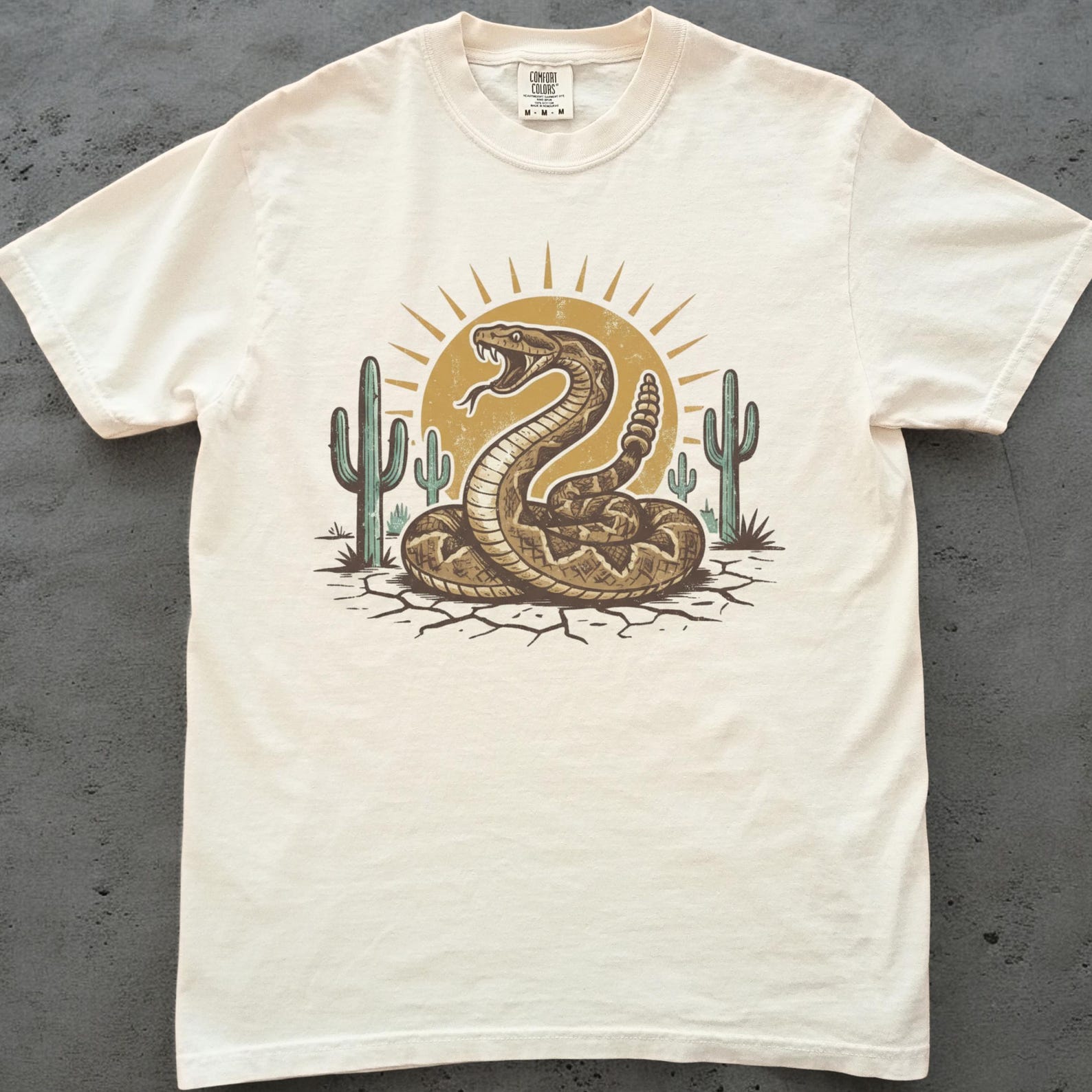 Retro Snake Shirt, Desert Rattlesnake Graphic Tee, Unisex Comfort Colors Shirt, Western Snake T shirt, Vintage Animal Graphic Tee 3XL