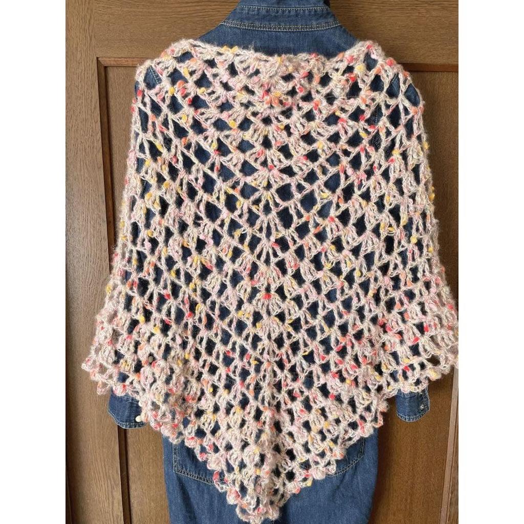 Used Cute variegated nep triangular shawl