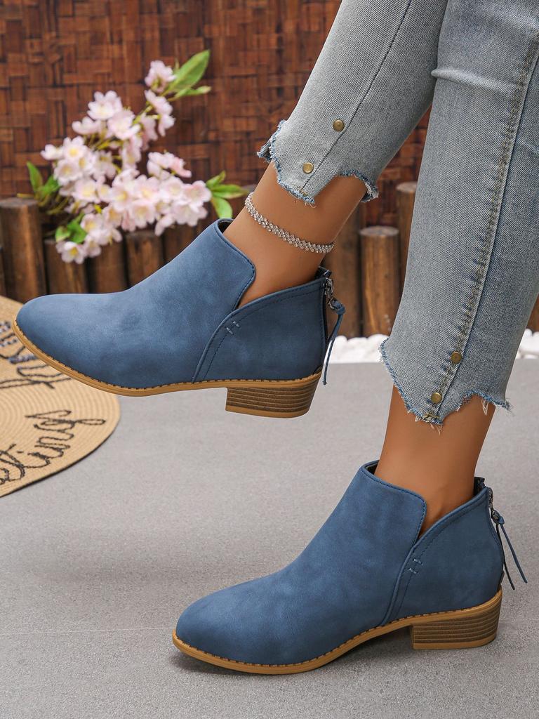 Europäische und amerikanische Außenhandel große Größe Lederstiefel Damenstiefel einfarbig spitz zulaufend Reißverschluss hinten lässig dicke Sohle dicker Absatz Martin bo