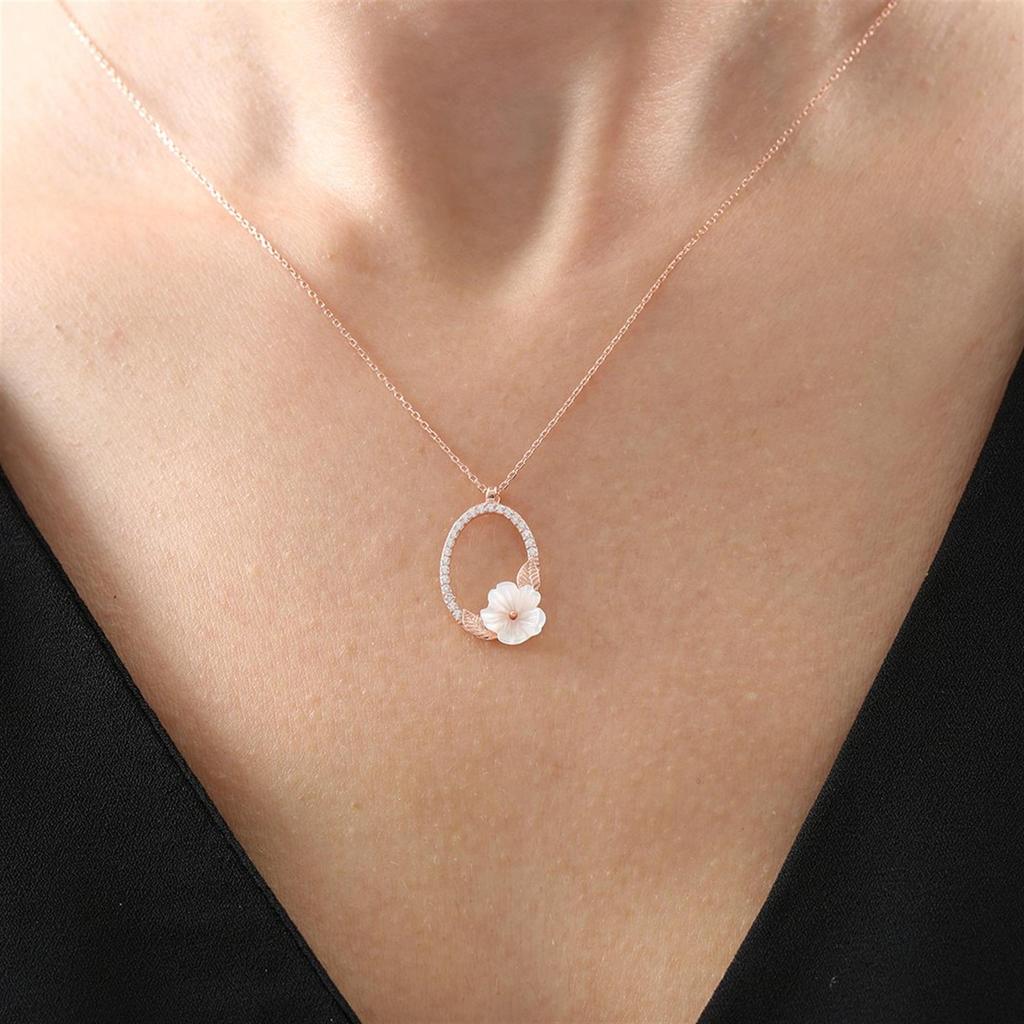 Manolya Çiçeği Rose Renk Flowers Gümüş Kolye