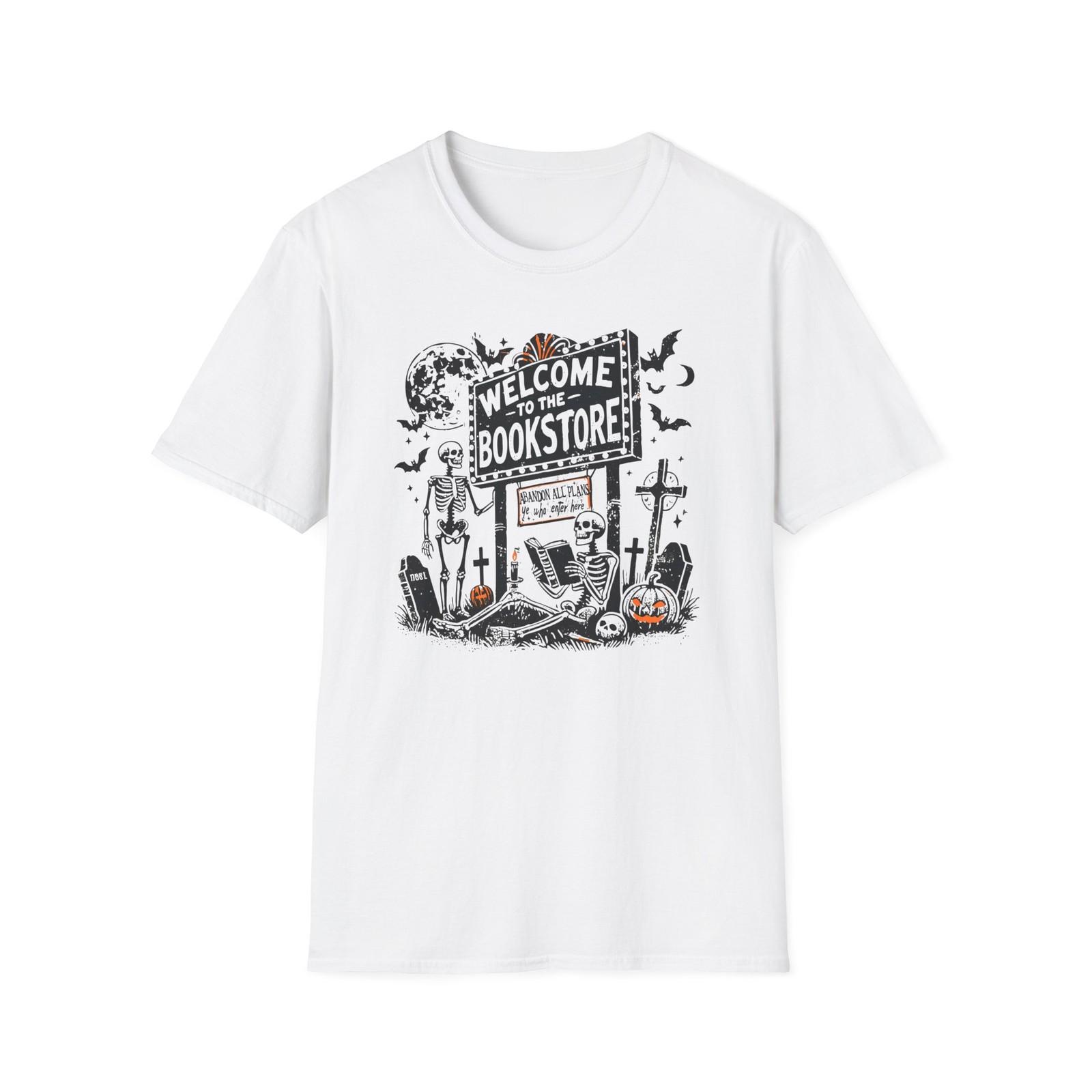 Skellie Bookstore Halloween Softstyle T-Shirt, Spooky Skeleton Tee, Bookish S разноцветный