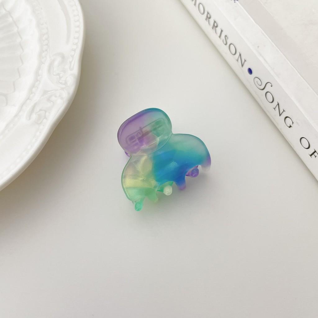 

Elegant Retro Acetate Hair Accessories For Women Perfect For Fresh Bangs Style