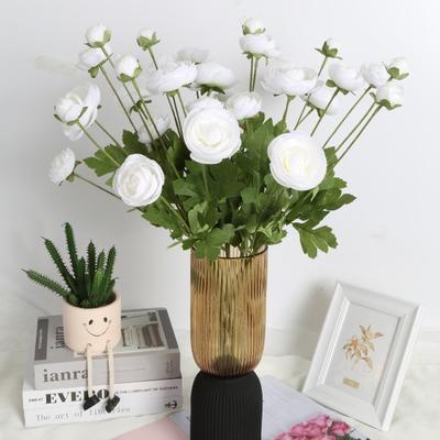 Decoración para el hogar
 – Flores y coronas decorativas