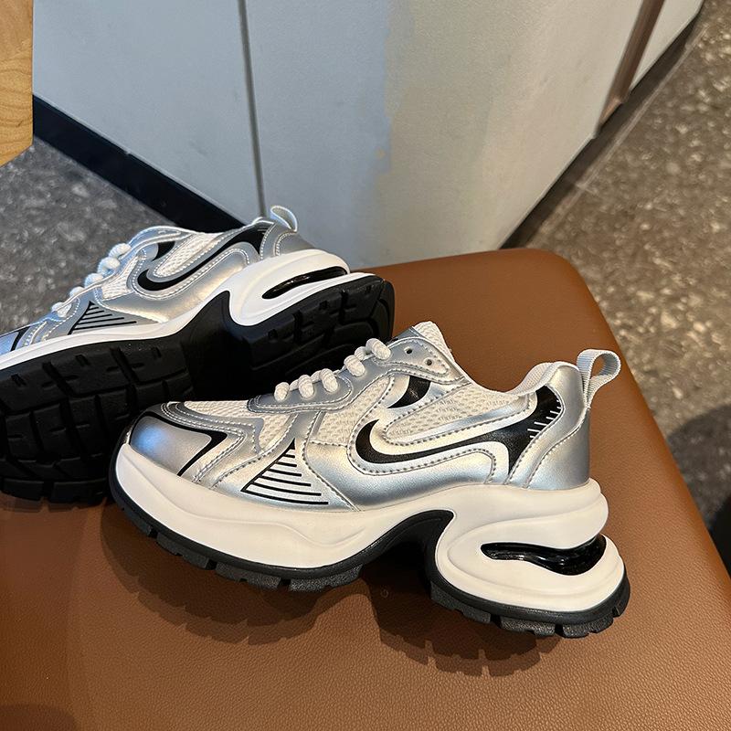 2025 summer new thick-soled dad shoes women's explosive breathable mesh hollow mesh sports versatile casual running shoes