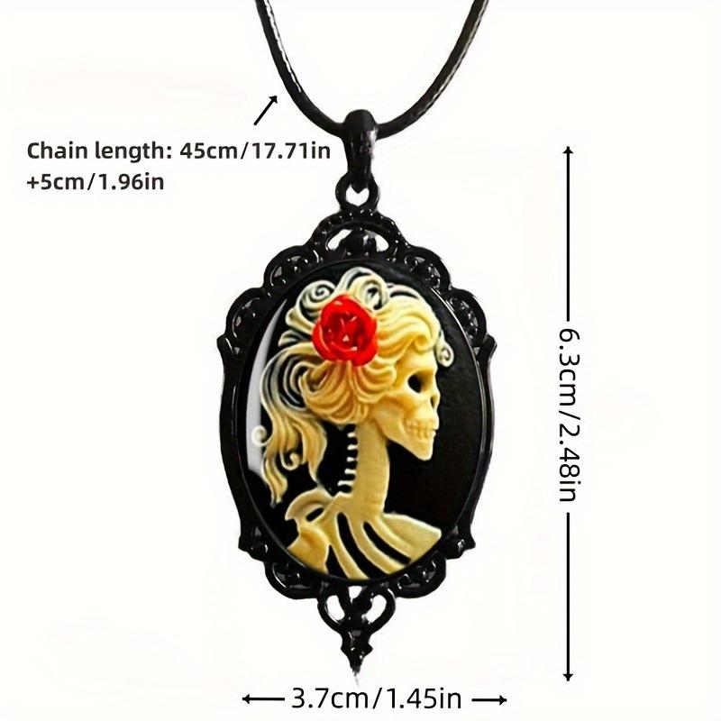 Pendant Gothic Skull Queen, - Perfect Halloween Party Accessory Necklace