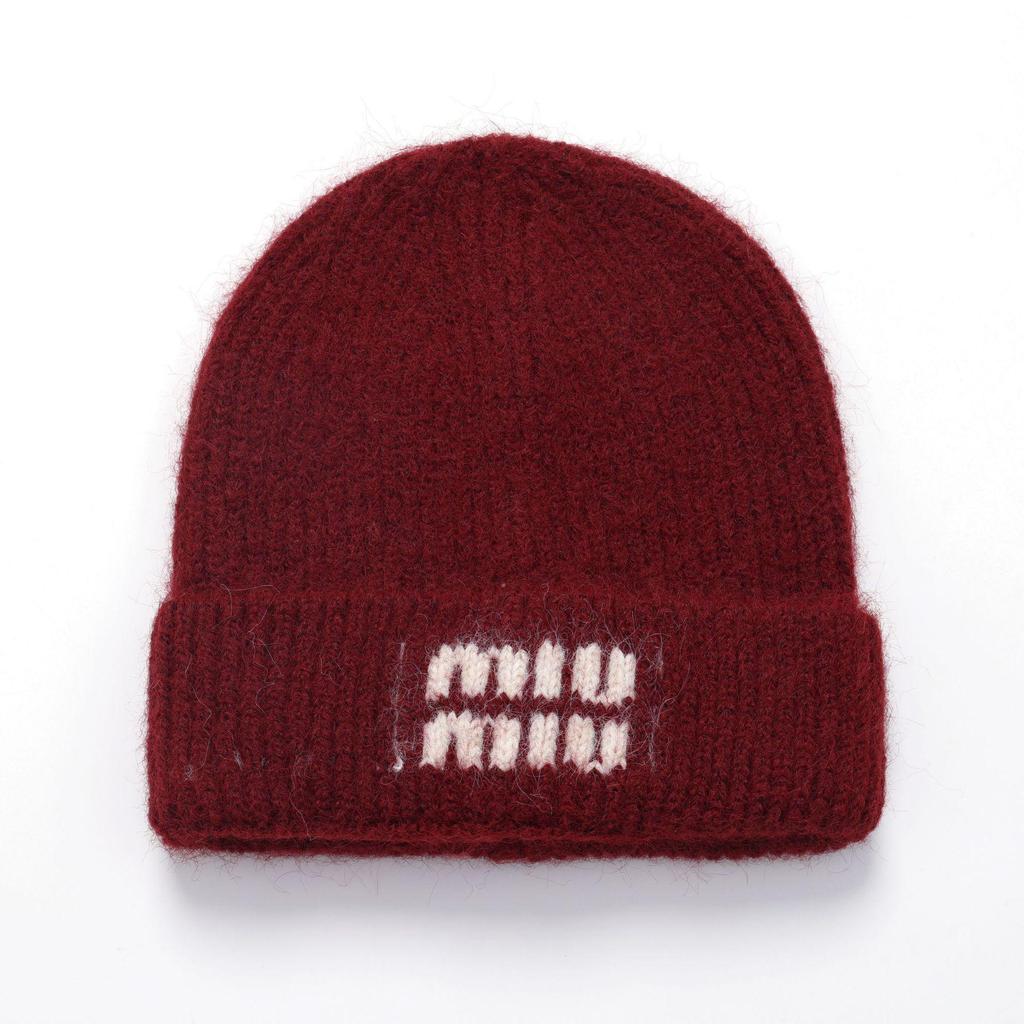 Miu Prémiová podzimní/zimní vyšívaná vlněná čepice s ochranou uší