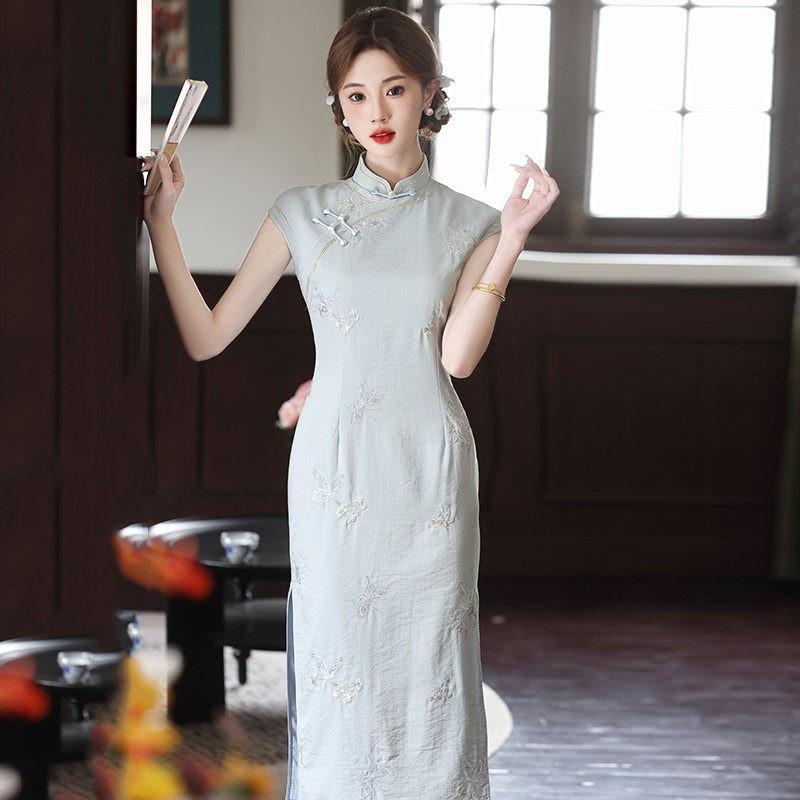 Womens Sleeveless Chinese-style Long Cheongsam Dress With Embroidery 2026 Lightweight Stretch Cotton-Blend Retro Elegant