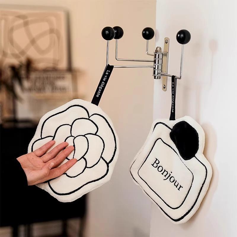 French Hand Towel Hanging Type Kitchen Hand Towel Coral Fleece Soft and Thickened Cute Creative Bathroom Towel