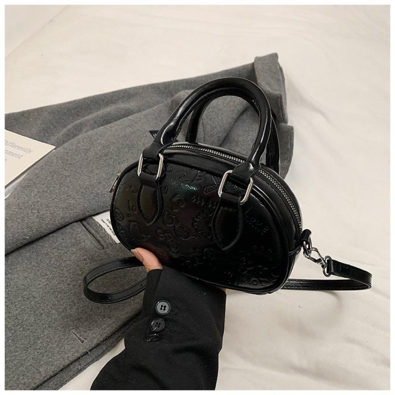 Versatile Bag Women's Autumn and Winter Retro Fashion Portable Pillow Bag Niche Commuter Messenger Women's Shoulder Bag